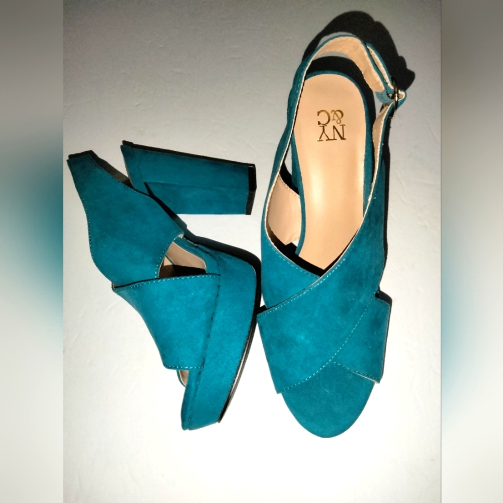 New York & Company (Sz 8) Teal Blue Open Toe Ankle Buckle Strap Platform Heels